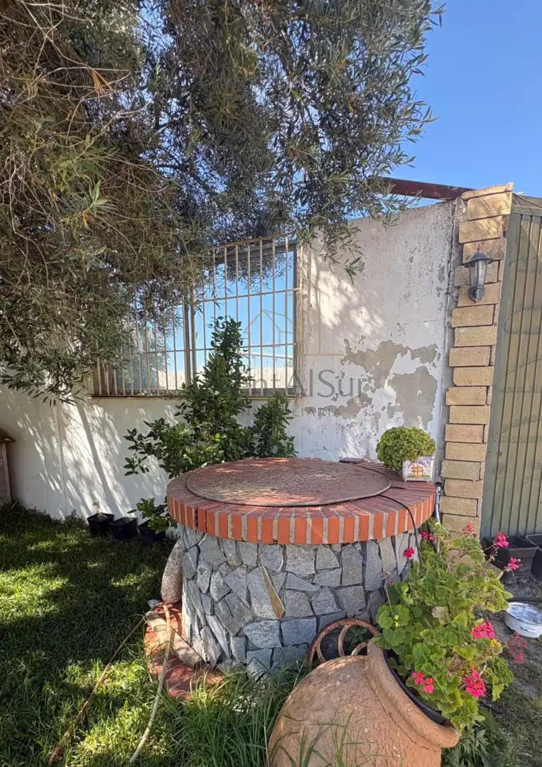 Jardín de Finca rústica en venta en Sanlúcar de Barrameda con Jardín privado, Piscina y Amueblado