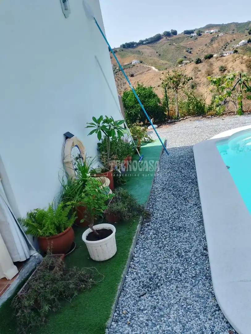 Country house with garden for sale in El Borge, imagen 10
