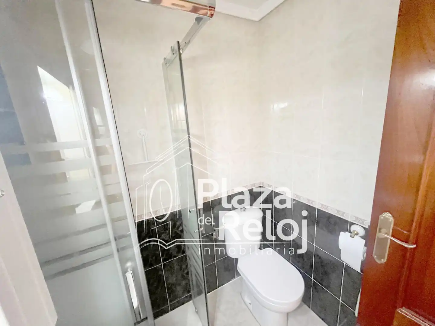 Bathroom of Flat for sale in Talavera de la Reina  with Air Conditioner, Heating and Terrace