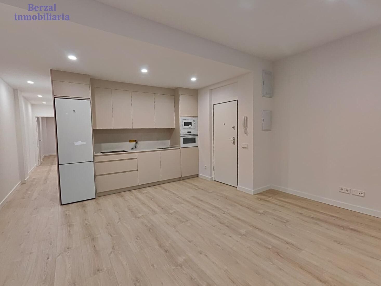 Kitchen of Flat for sale in  Logroño  with Storage room