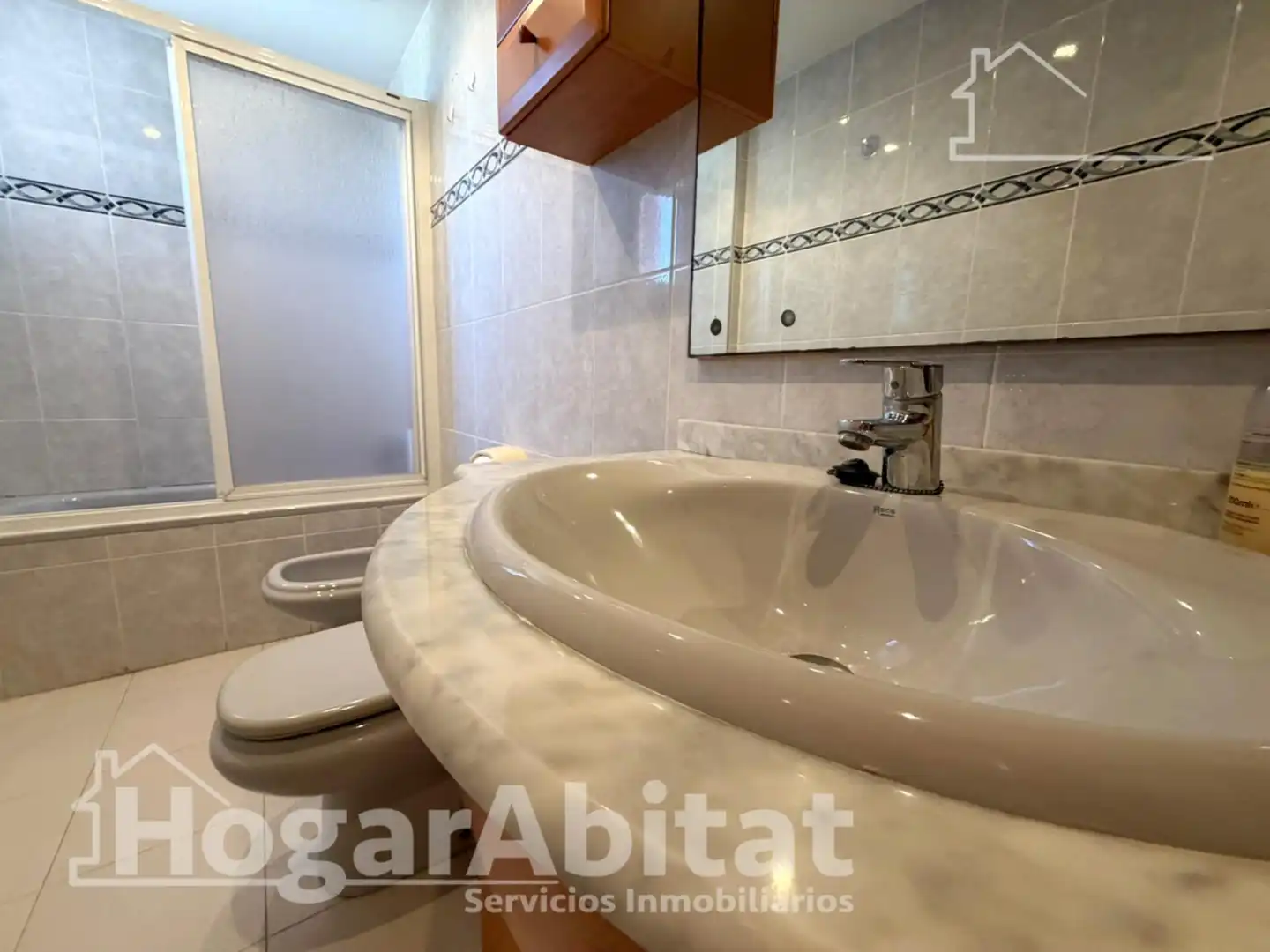 Bany de Pis en venda en Canet d'En Berenguer amb Aire condicionat, Terrassa i Piscina comunitària