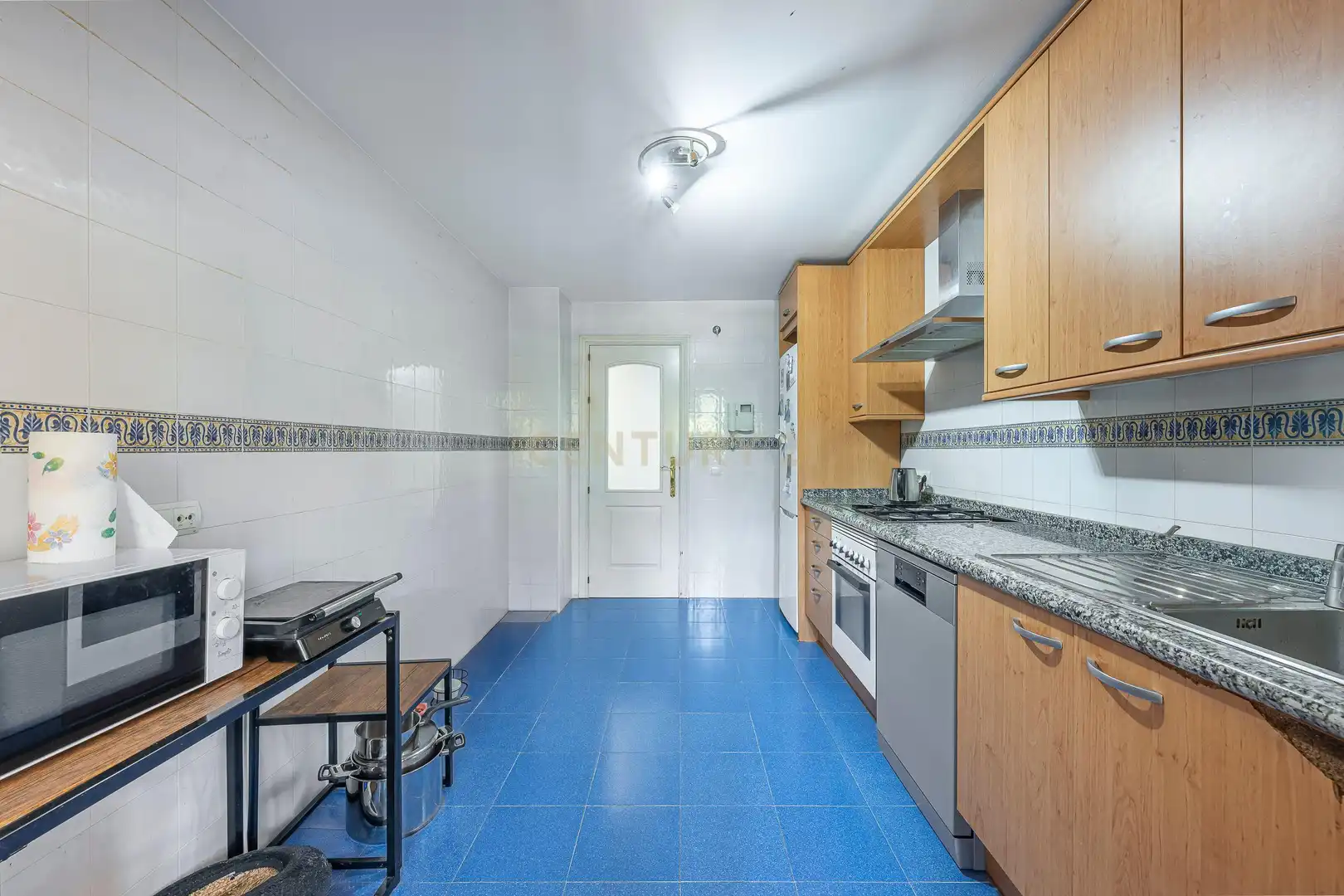 Cocina de Apartamento en venta en Marbella con Aire acondicionado, Jardín privado y Horno