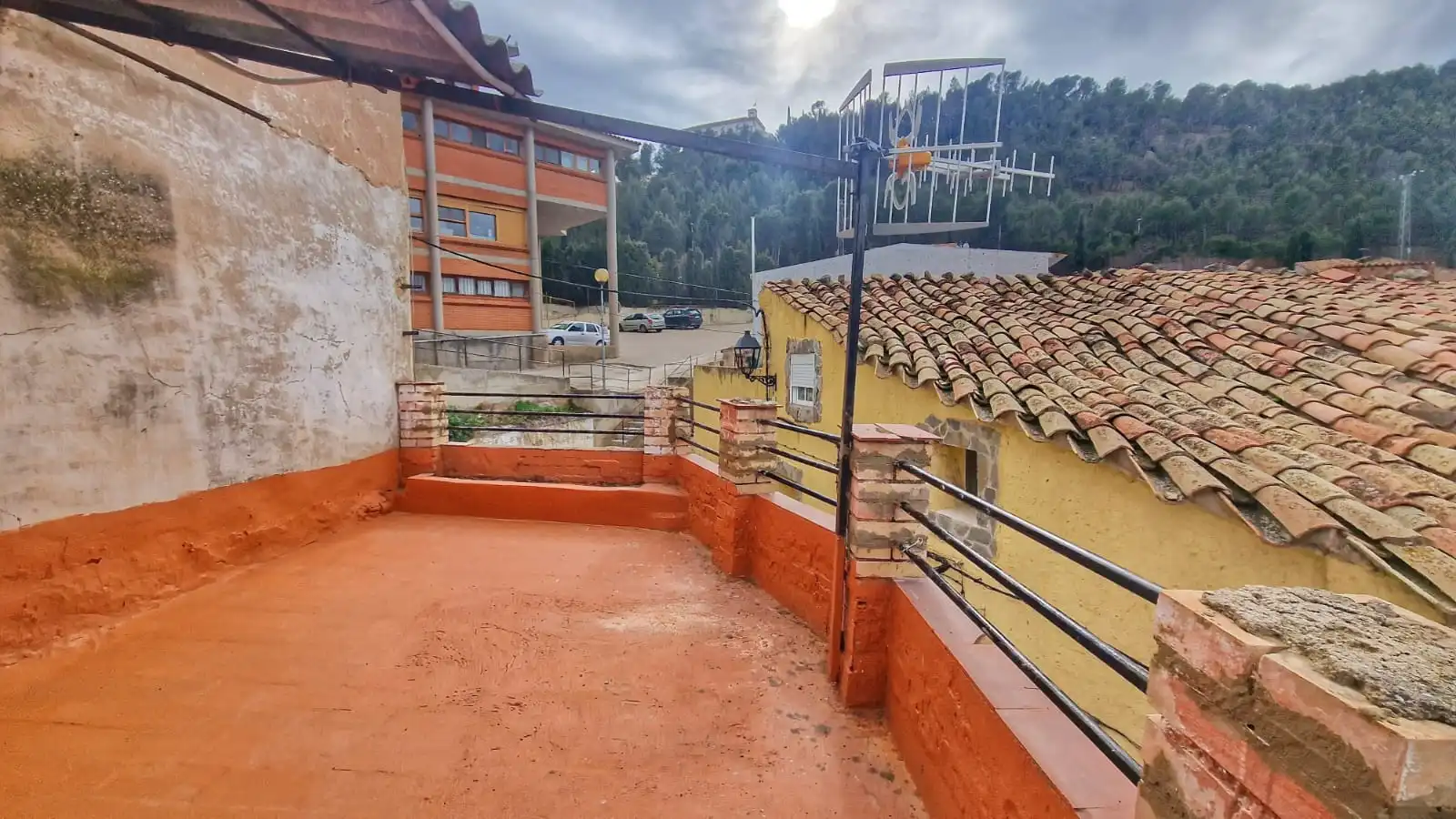 Casa adosada en venda a Subida la Virgen, Andorra (Teruel)