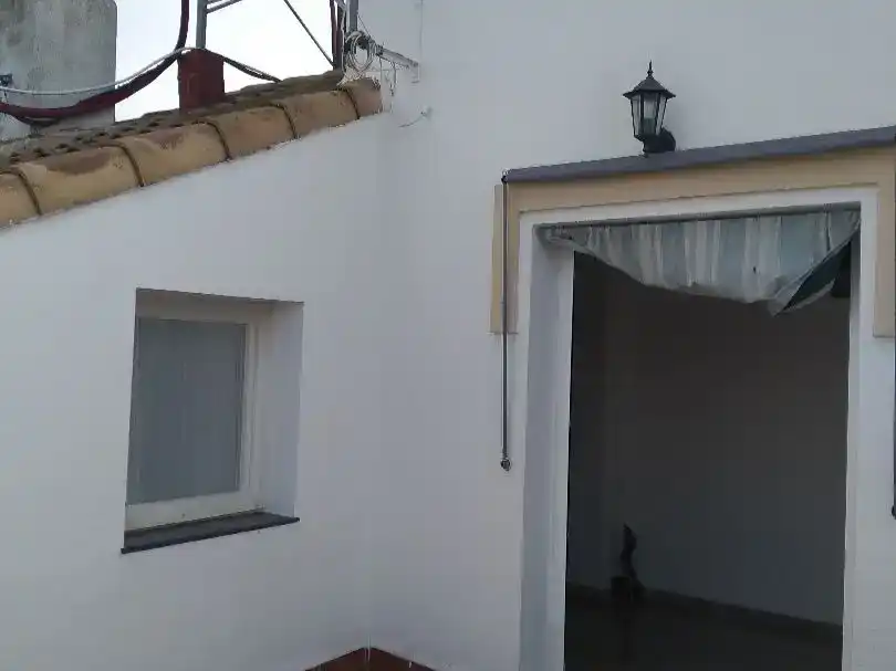 Vista exterior de Casa o xalet en venda en Bollullos de la Mitación amb Terrassa i Balcó