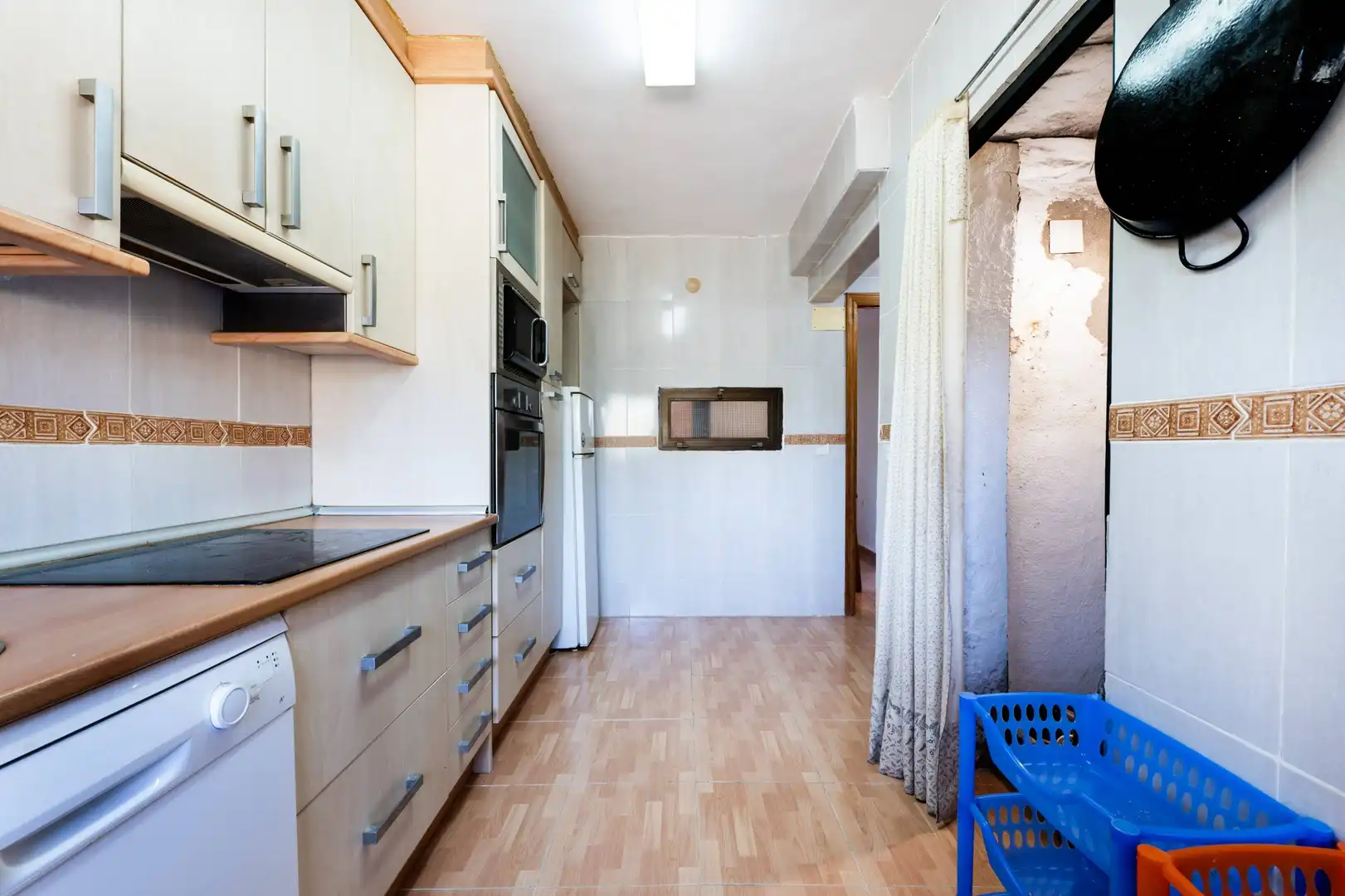 Cocina de Casa o chalet en venta en El Casar de Escalona con Calefacción, Terraza y Alarma