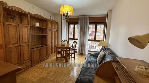 Foto 2 de Piso en venta en Coronel Bobes, 16, Ciudad Naranco - Prados de La Fuente, Asturias