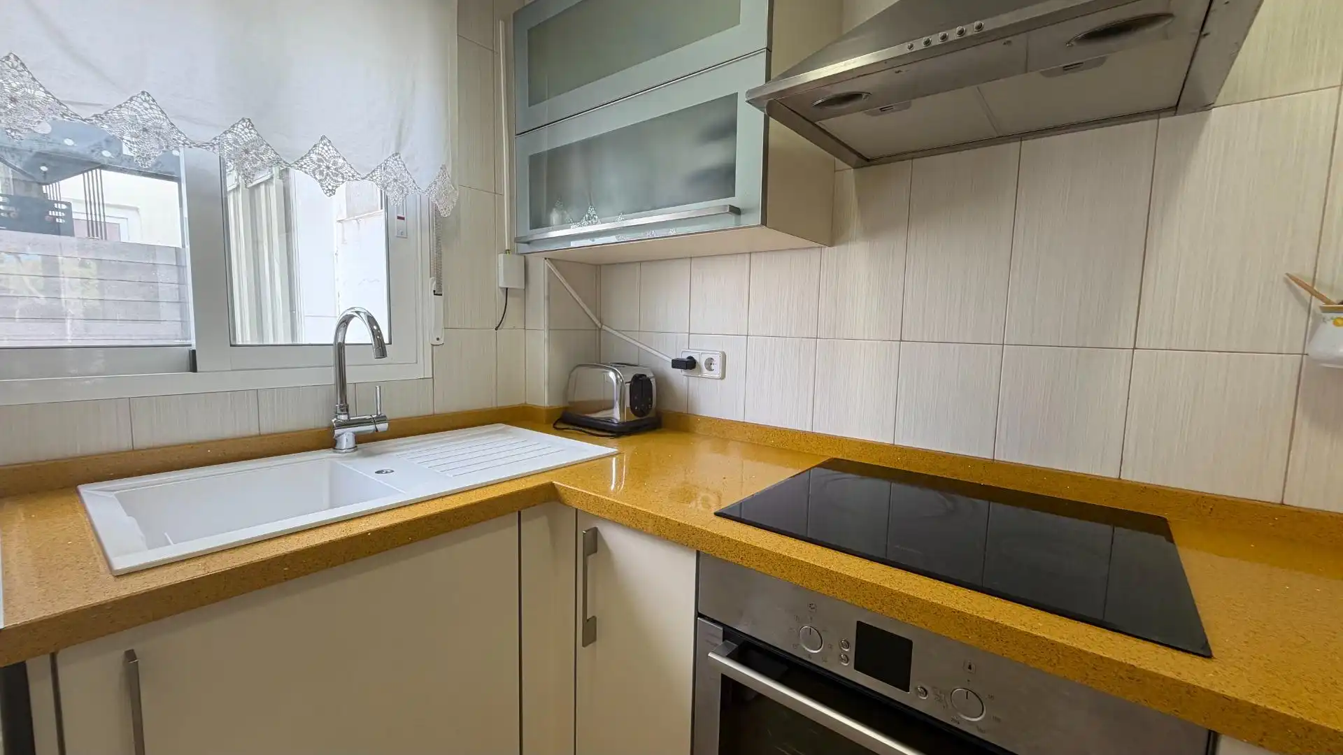 Apartament amb terrassa en venda a MEDITERRANEO 170, imagen 12