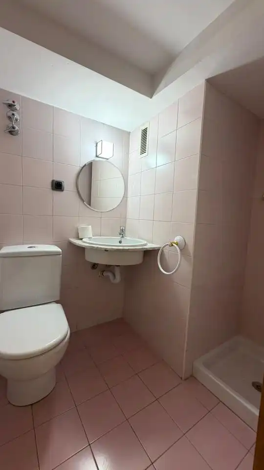 Bany de Local de lloguer en Barcelona
