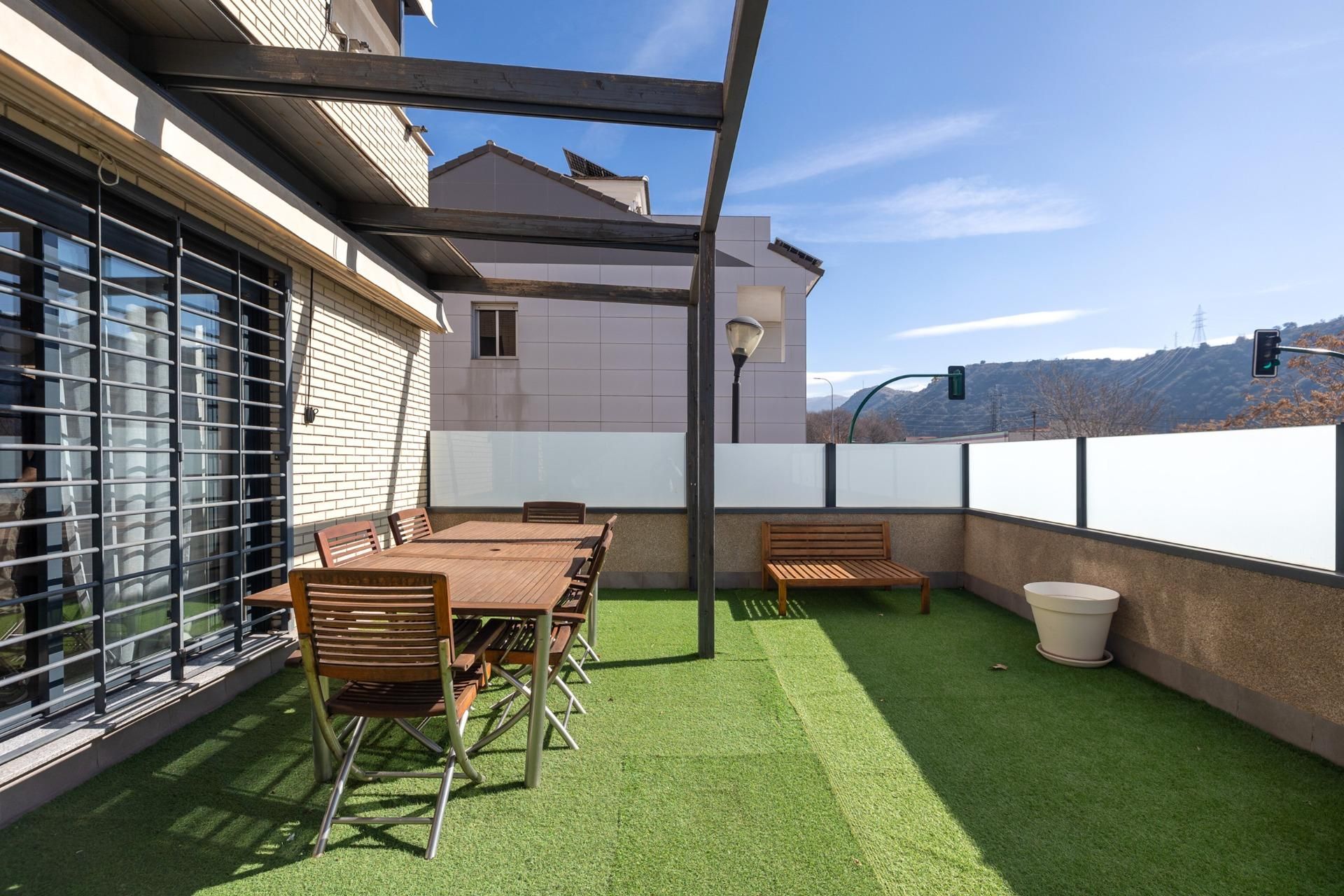 Terrassa de Casa o xalet en venda en  Granada Capital amb Aire condicionat, Calefacció i Terrassa