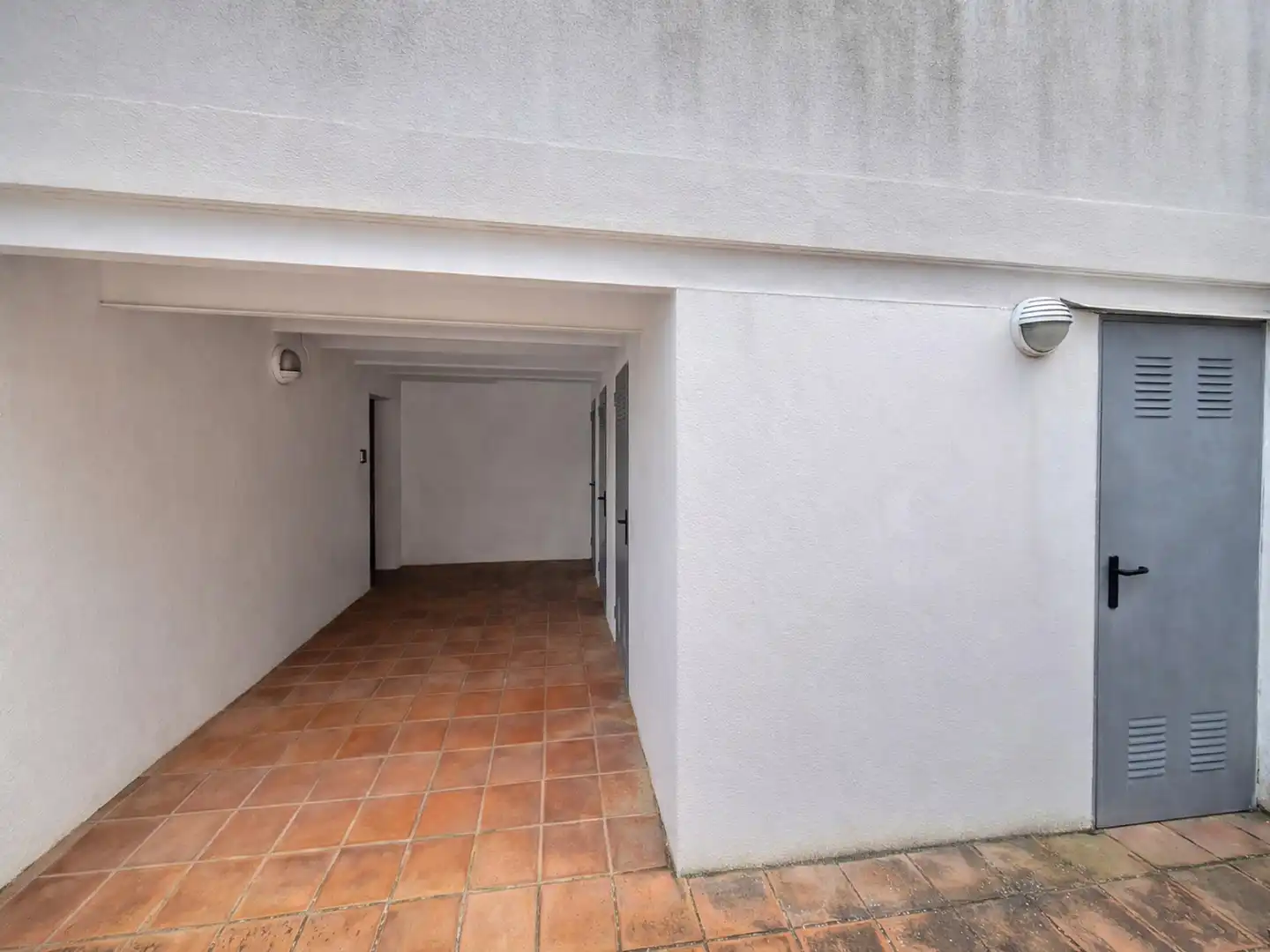 Erdgeschoss zum Verkauf in Llançà mit Heizung, Terrasse und Abstellraum