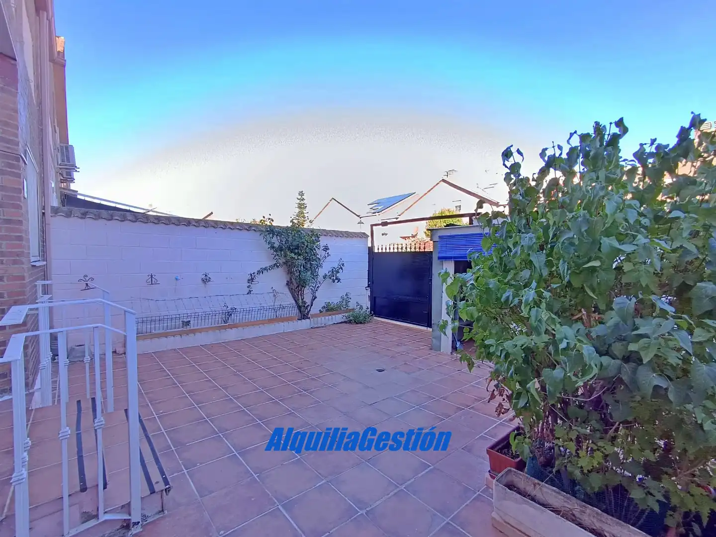 Adossat amb jardí en venda a Calle los Rosales, imagen 42