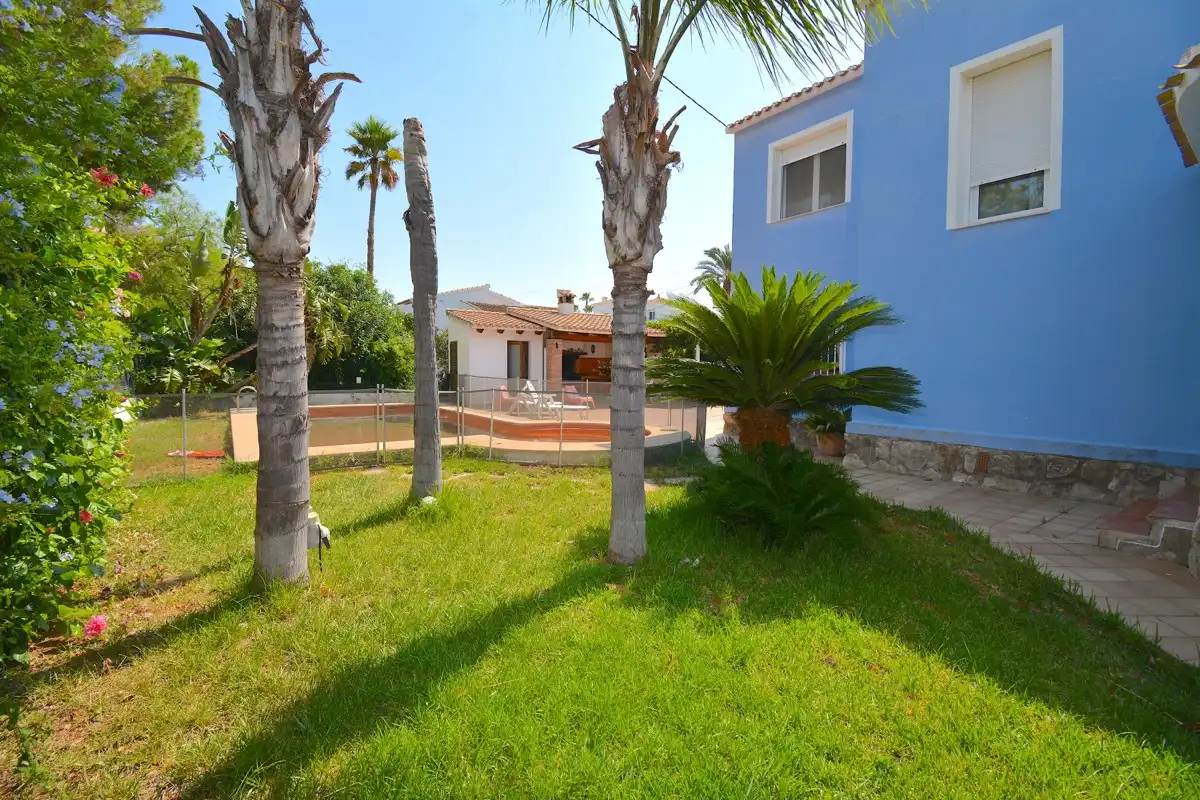 Jardín de Casa o chalet en venta en Dénia con Aire acondicionado, Calefacción y Jardín privado