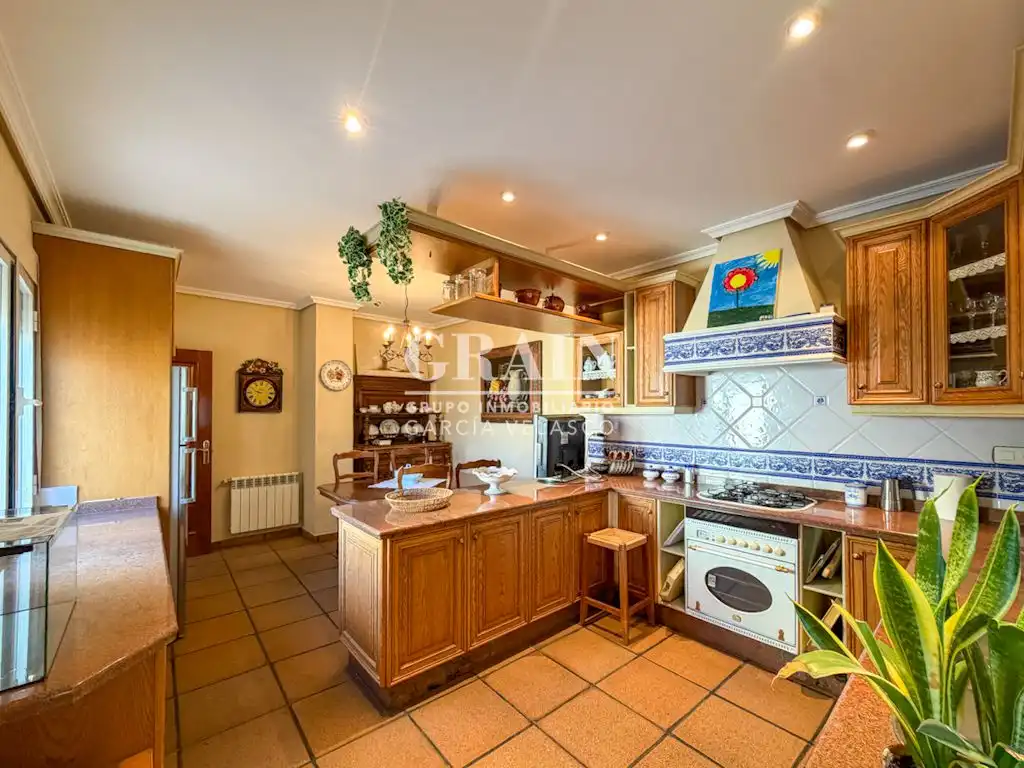 Kitchen of Detached homes for sale in Barrax  with Air Conditioner, Heating and Storage room