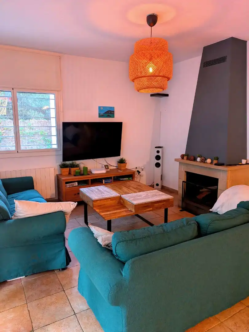 Sala d'estar de Casa o xalet en venda en Maçanet de la Selva amb Aire condicionat, Jardí privat i Terrassa