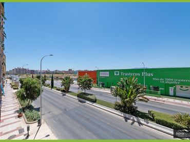 Wohnung mit Aufzug zum Verkauf in Calle de Eduardo España