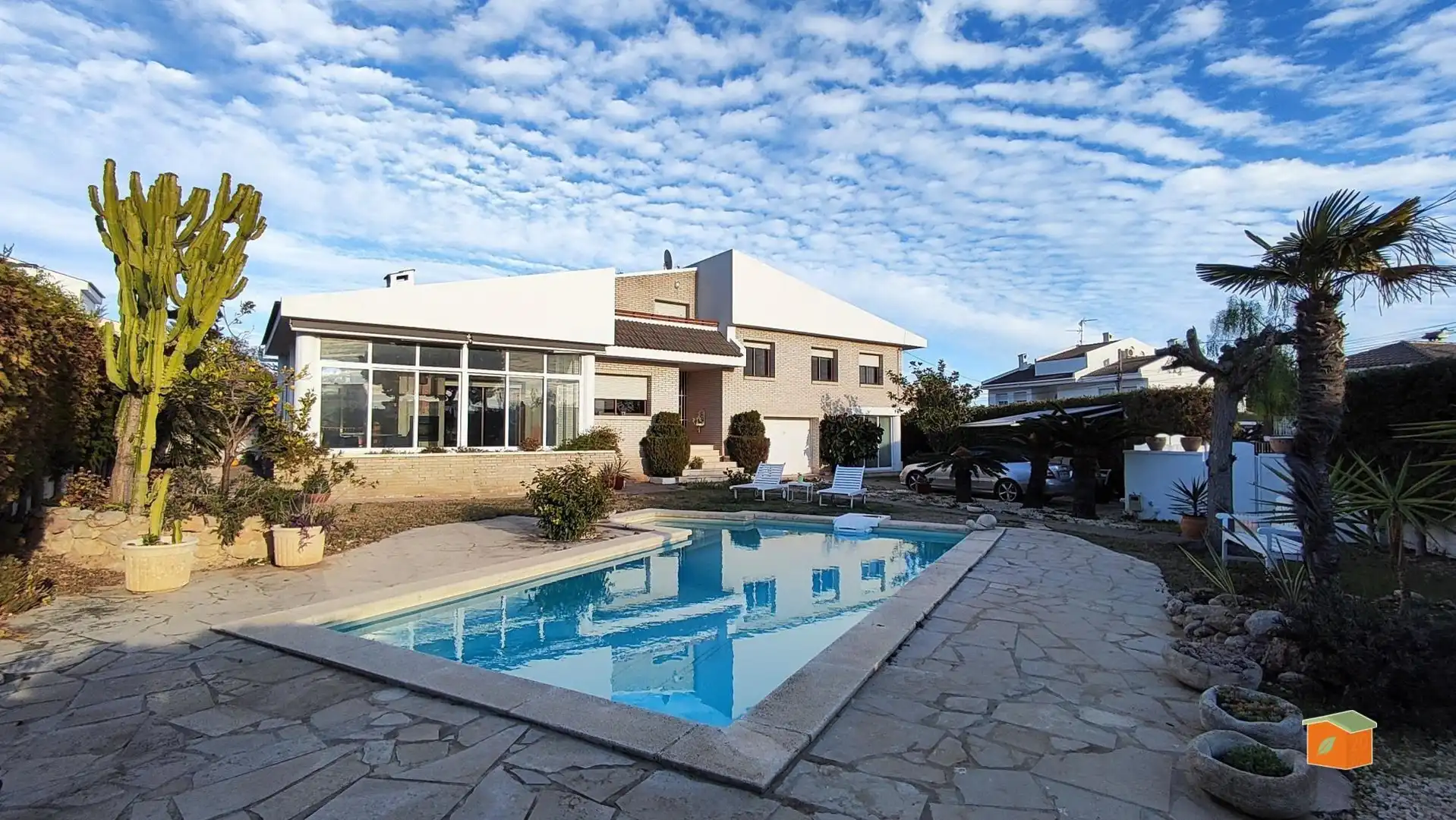 Villa mit Pool zum Verkauf in Alcanar