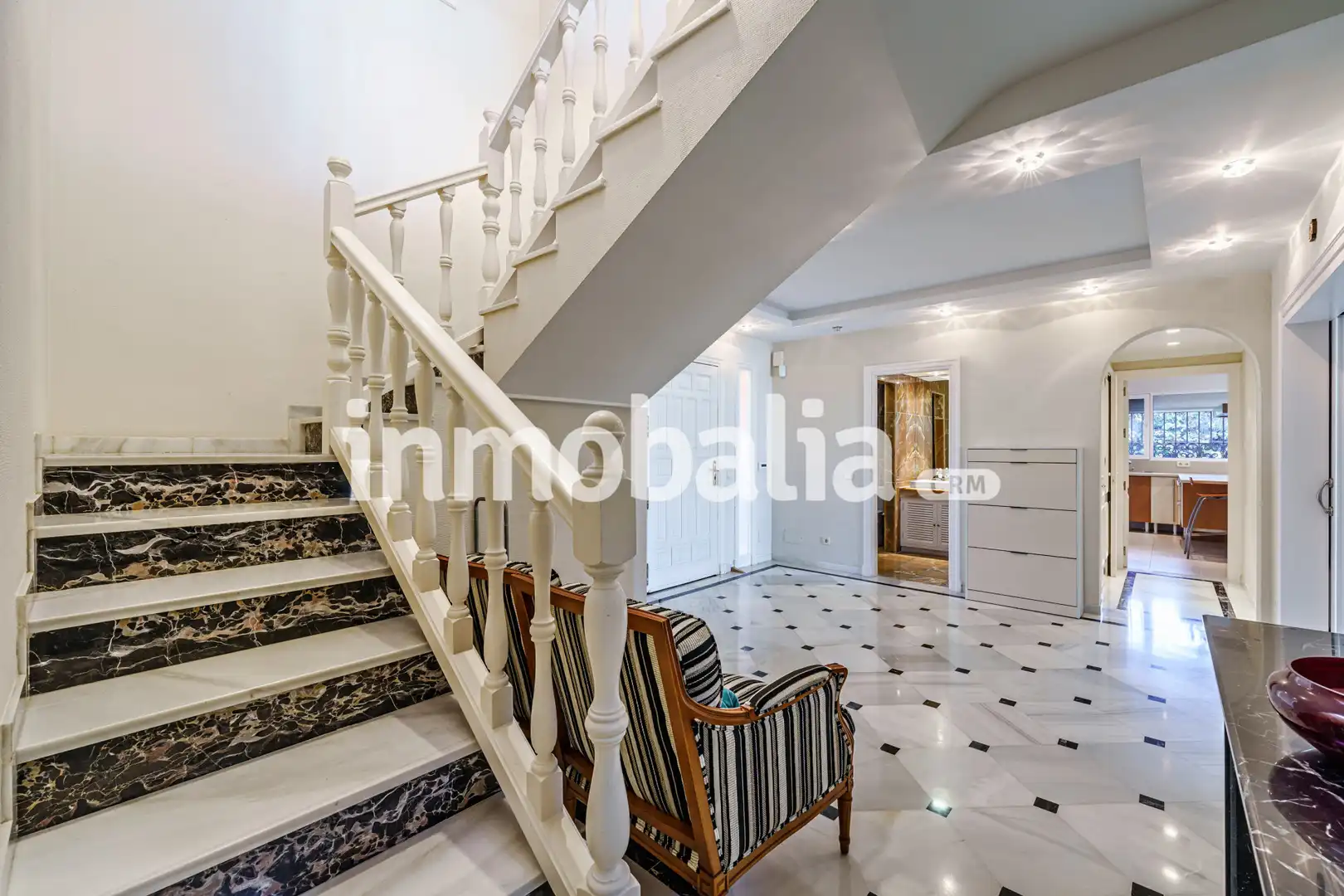 Casa o xalet en venda en Estepona amb Aire condicionat, Jardí privat i Terrassa
