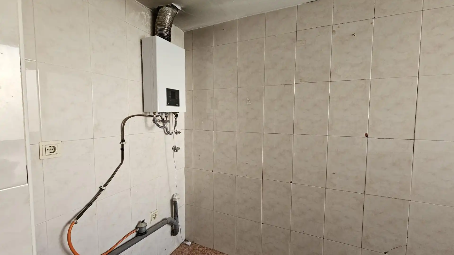 Bathroom of Flat for sale in Córdoba  with Terrace