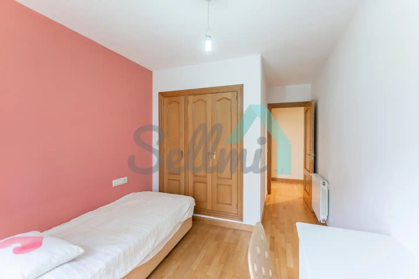 Bedroom of Flat for rent in Oviedo   with Heating, Parquet flooring and Terrace