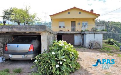 Vista exterior de Casa o xalet en venda en Santa María de Cayón