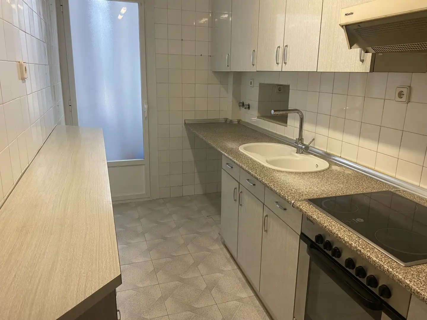 Cocina de Piso en venta en Huesca con Calefacción, Terraza y Trastero