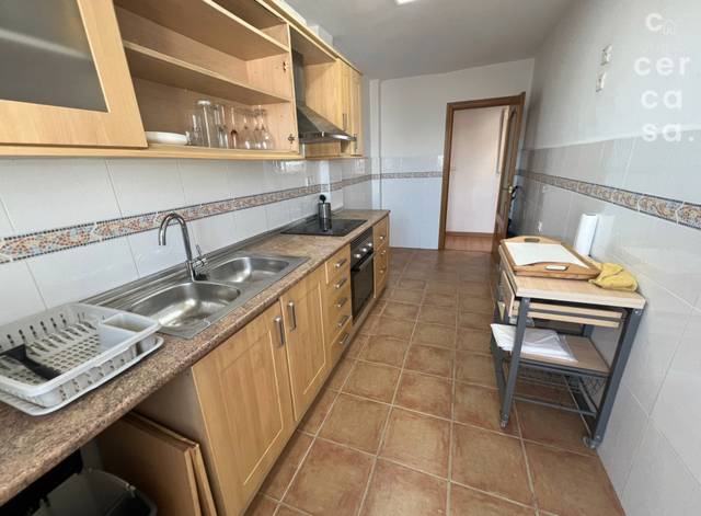 Piso en Alquiler en Avinguda de la Constitució en Els Orriols