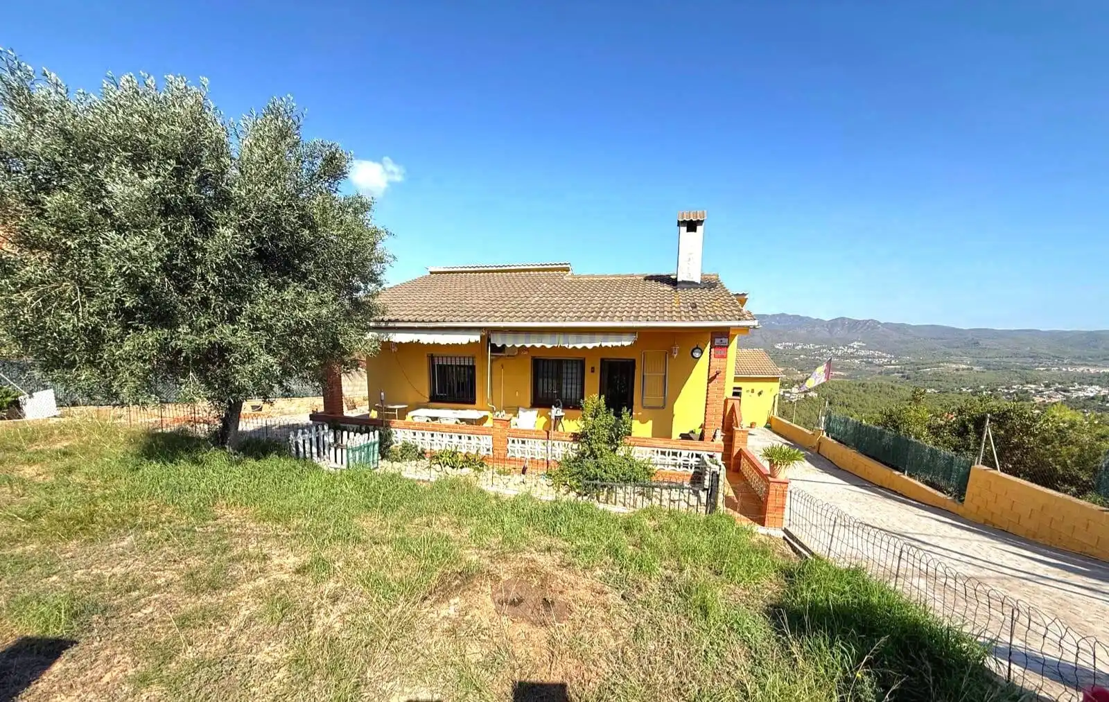 Xalet amb jardí en venda a La Bisbal del Penedès, imagen 3