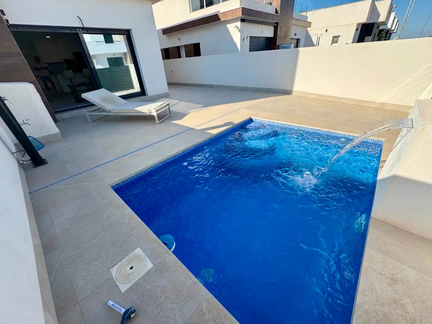 Casa aparellada amb piscina en venda a Calle Manuel de Falla 13, imagen 13
