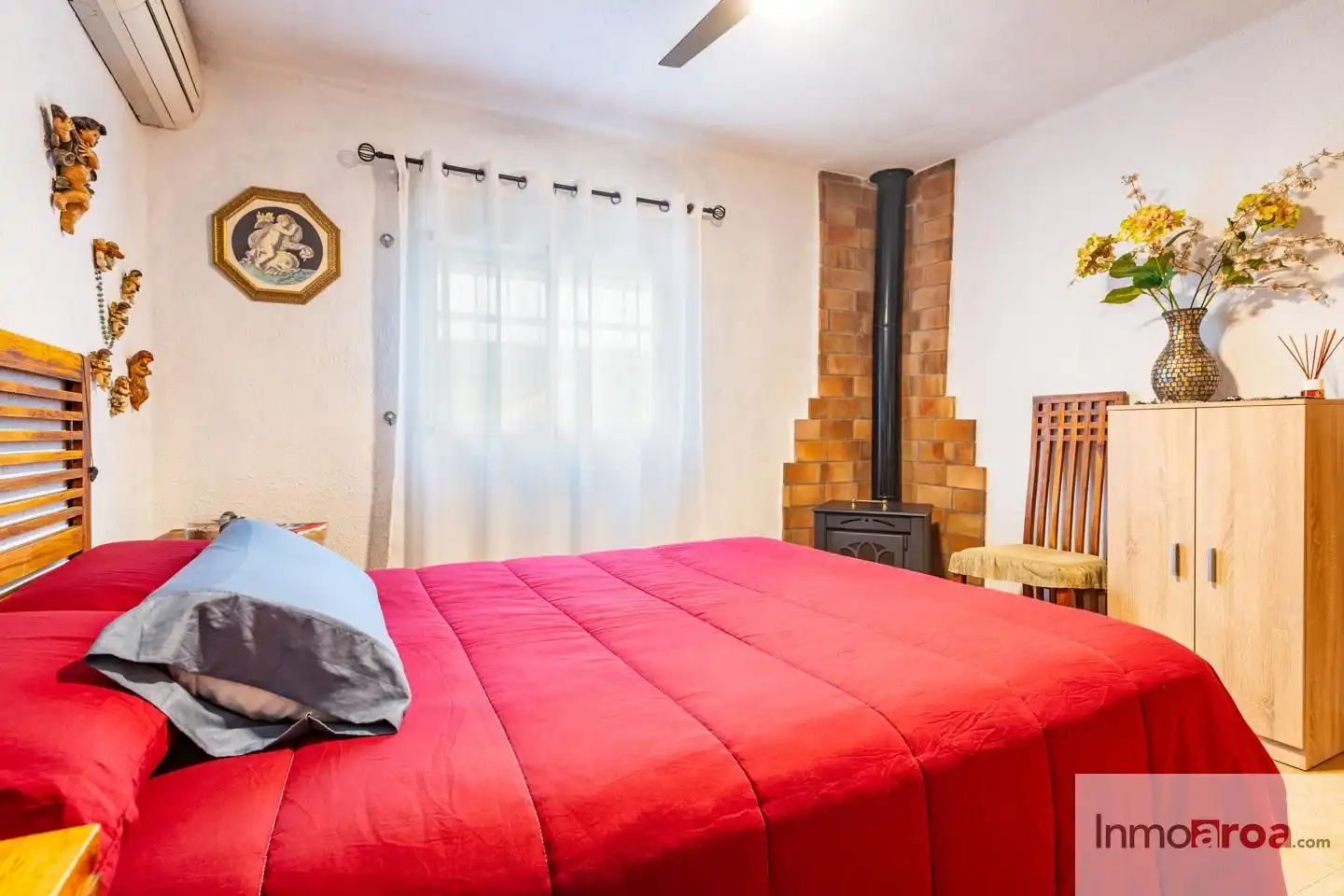 Habitación de Finca rústica en venta en L'Alcora con Aire acondicionado, Terraza y Piscina