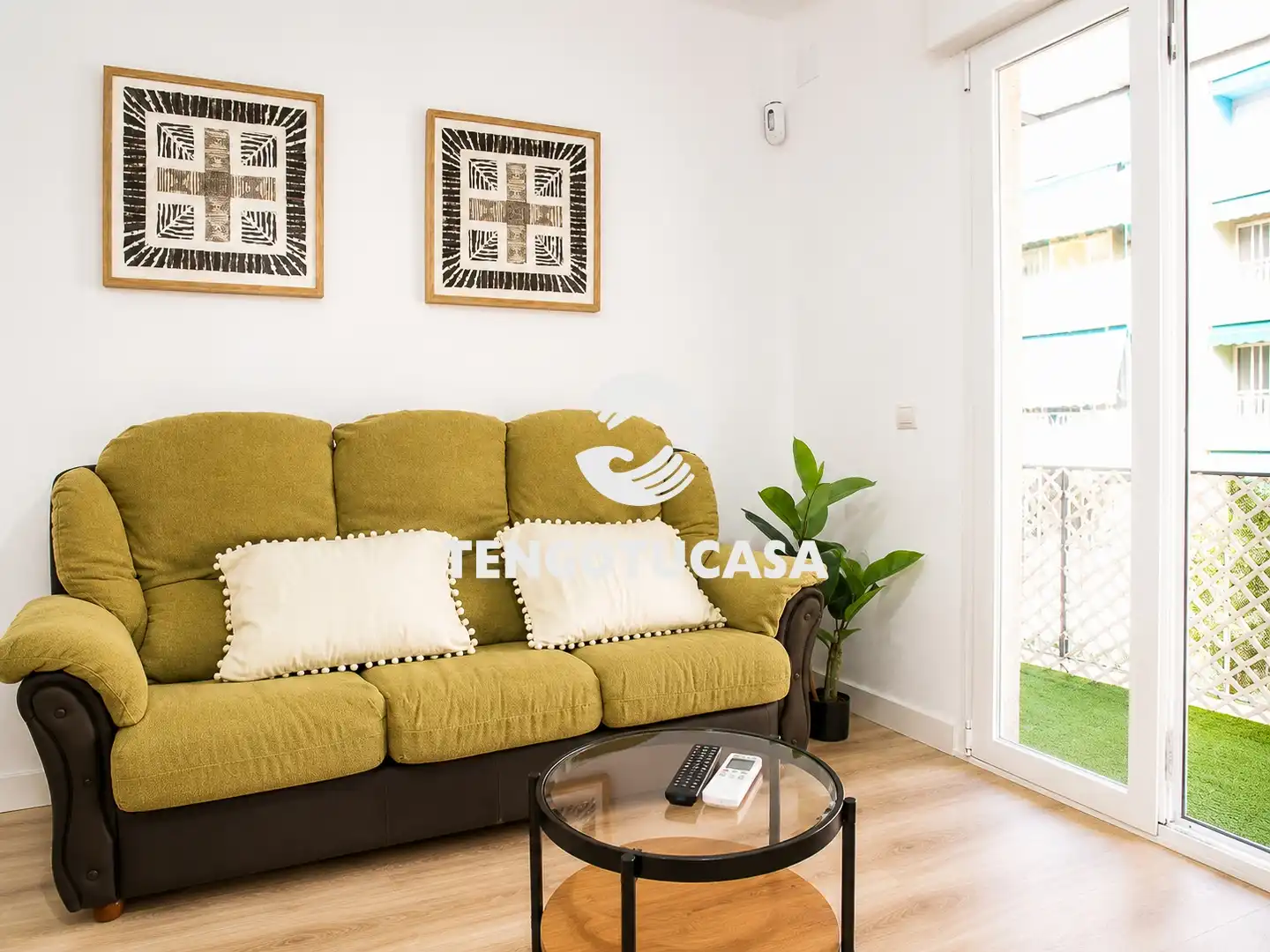 Sala d'estar de Pis en venda en Madrid amb Aire condicionat, Calefacció i Terrassa