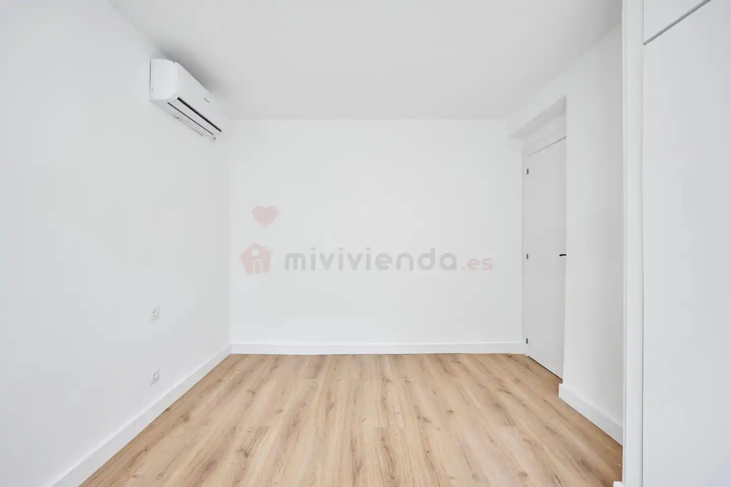 Planta baixa en venda a Del Casino, Mejorada del Campo