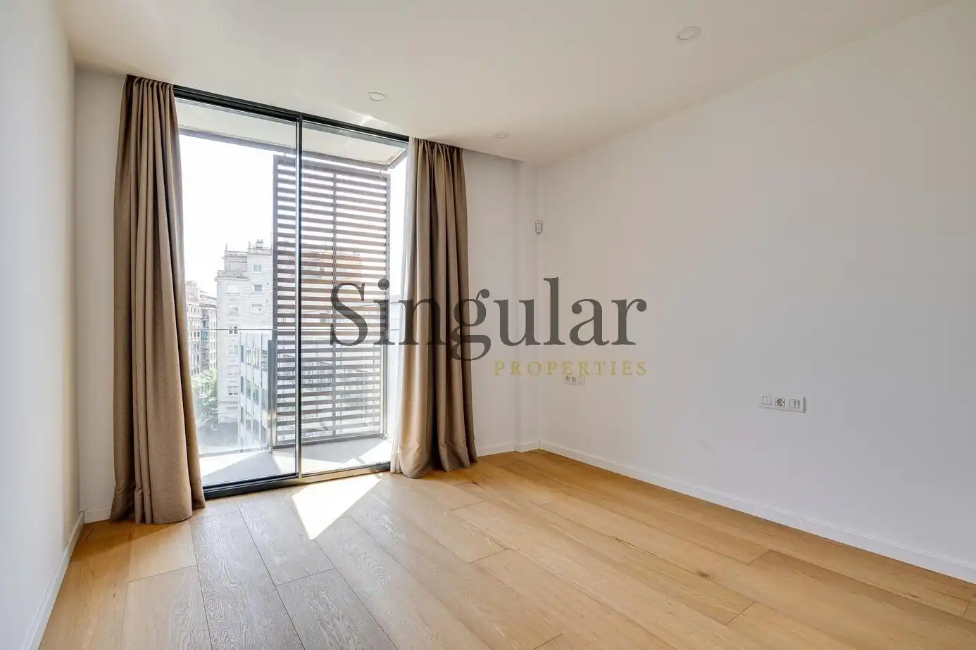 Dormitori de Àtic en venda en Barcelona amb Aire condicionat, Calefacció i Parquet
