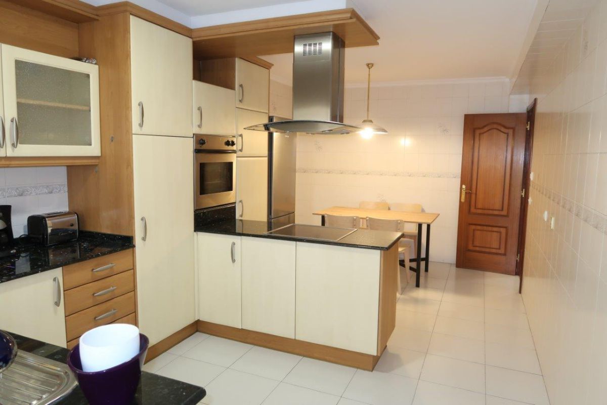 Kitchen of Flat to rent in A Coruña Capital   with Parquet flooring, Furnished and Balcony