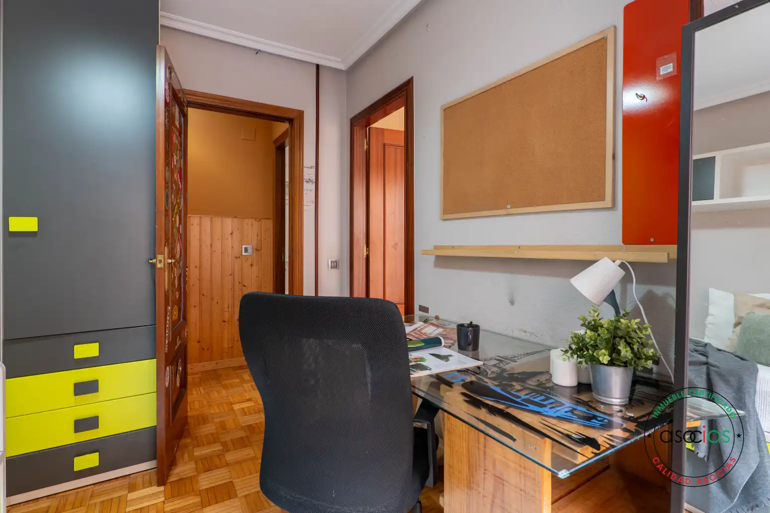 Wohnung zum Verkauf in Gijón  mit Heizung, Parkett und Abstellraum