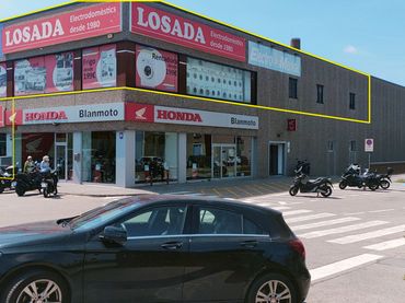 Locale commerciale in affitto a Mercat - Mas Moixa