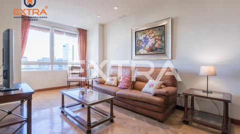 Foto 2 de Piso de alquiler en Calle Orense, Cuatro Caminos - Azca,  Madrid Capital