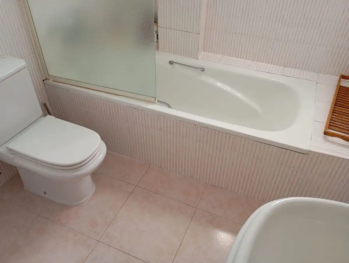 Badezimmer von Haus oder Chalet zum Verkauf in Valdepeñas mit Klimaanlage, Heizung und Terrasse