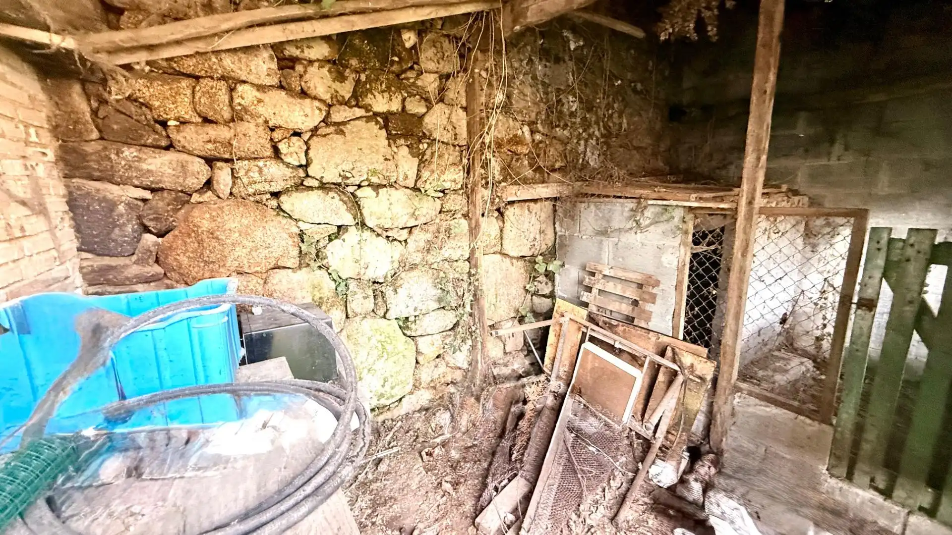 Casa o xalet en venda en A Arnoia amb Jardí privat i Moblat