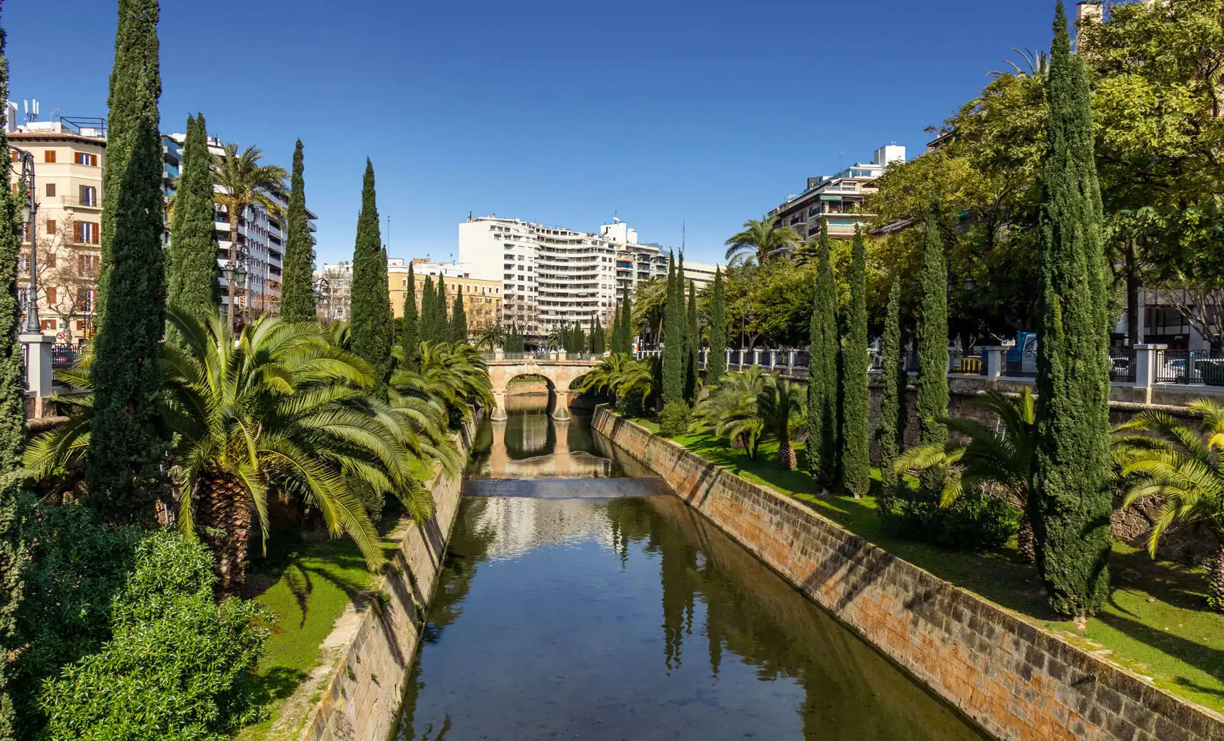 Exterior view of Flat for sale in  Palma de Mallorca  with Air Conditioner, Heating and Terrace