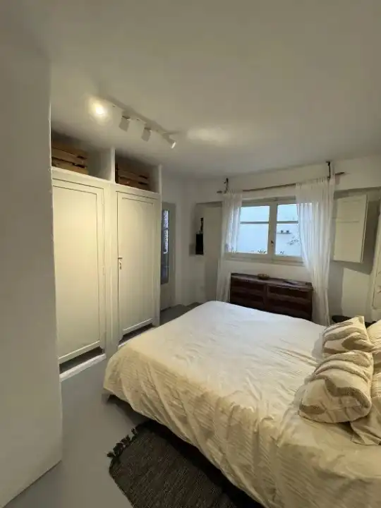 Schlafzimmer von Wohnung zur Miete in Valencia mit Klimaanlage, Heizung und Privatgarten
