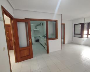 Kitchen of Flat for sale in Palencia Capital  with Heating, Storage room and Oven