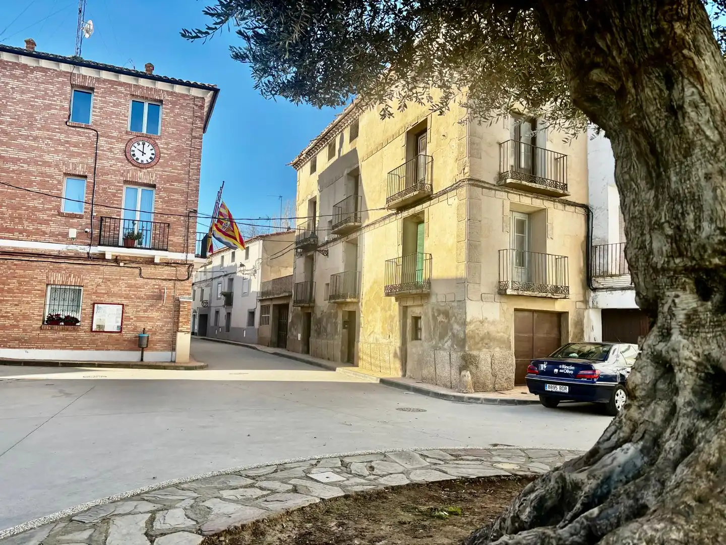 Vista exterior de Casa o xalet en venda en Agón amb Terrassa i Traster