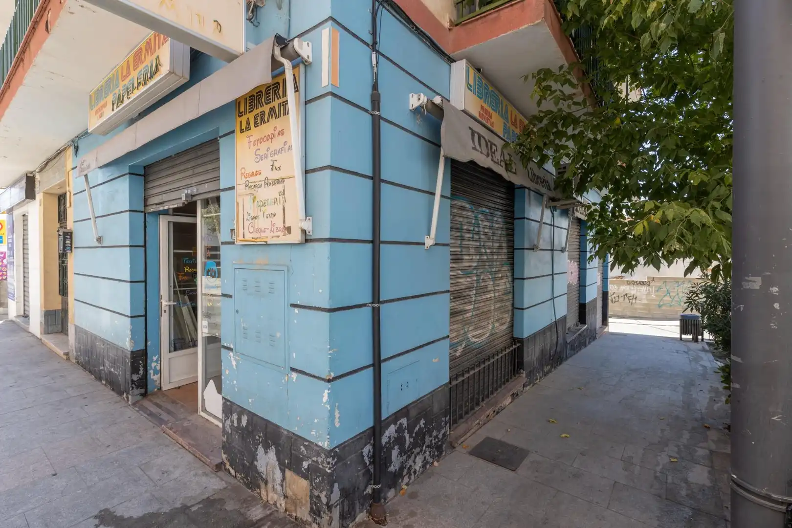 Exterior view of Buildings for sale in La Zubia