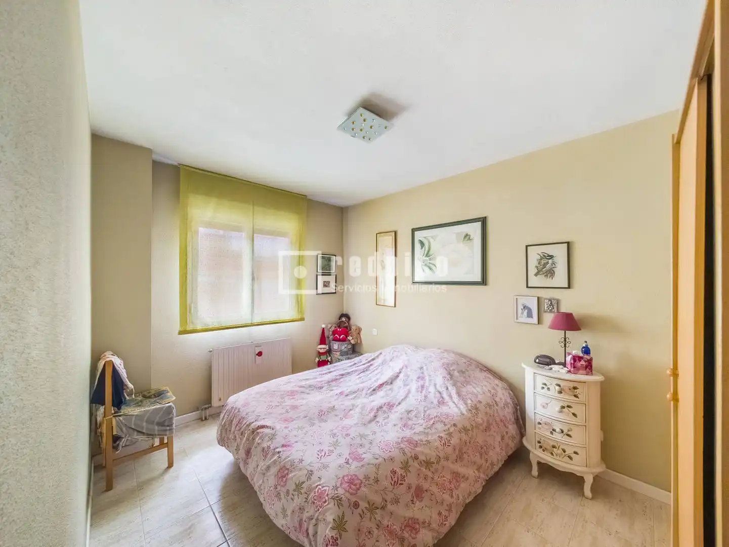 Bedroom of Flat for sale in Madrid  with Air Conditioner, Heating and Private garden