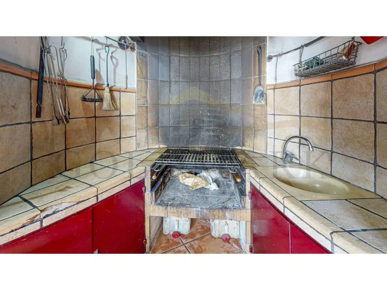 Cuina de Casa o xalet en venda en Corbera de Llobregat amb Aire condicionat, Calefacció i Jardí privat