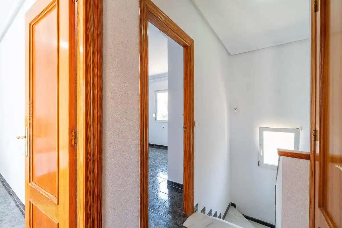 Casa adosada en venta en Orihuela