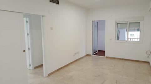 Foto 3 de Pis de lloguer a P.º Miguel Unamuno, Urbadiez - Entrepuentes, Sevilla