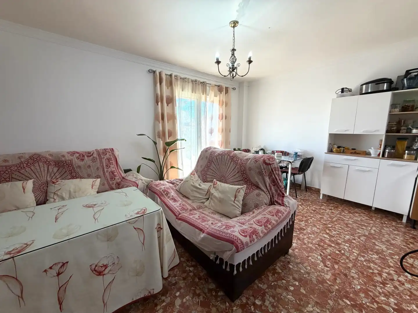 Sala d'estar de Pis en venda en Álora amb Terrassa i Moblat