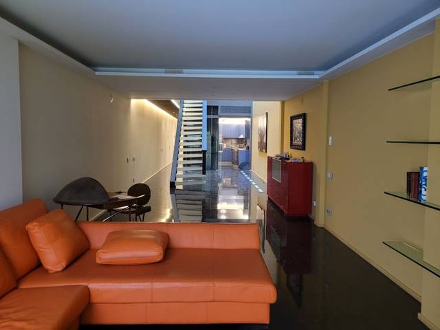 Piso en Venta en de Chile en La Maternitat i Sant Ramon