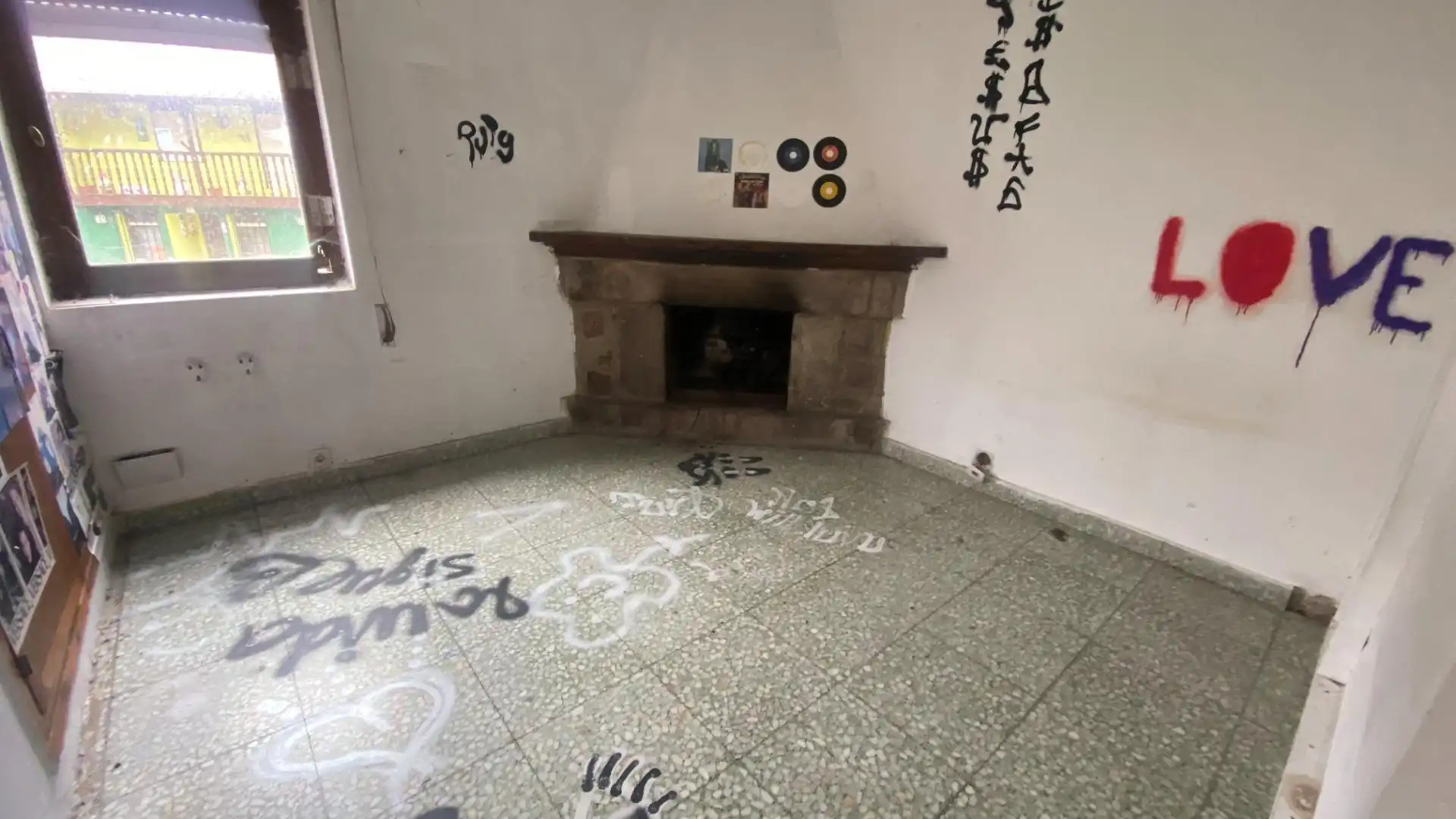 Sala de estar de Planta baja en venta en Ruente